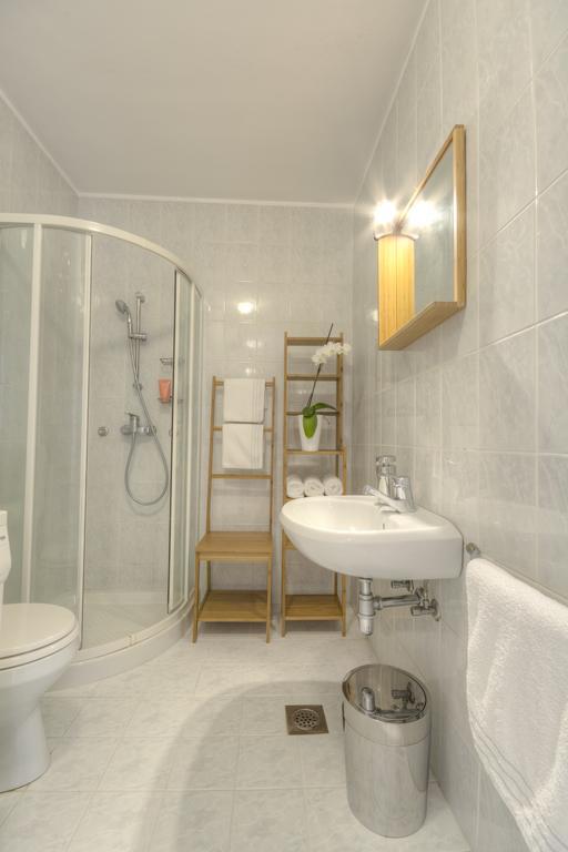 Apartments Fine Ziherlova Любляна Стая снимка